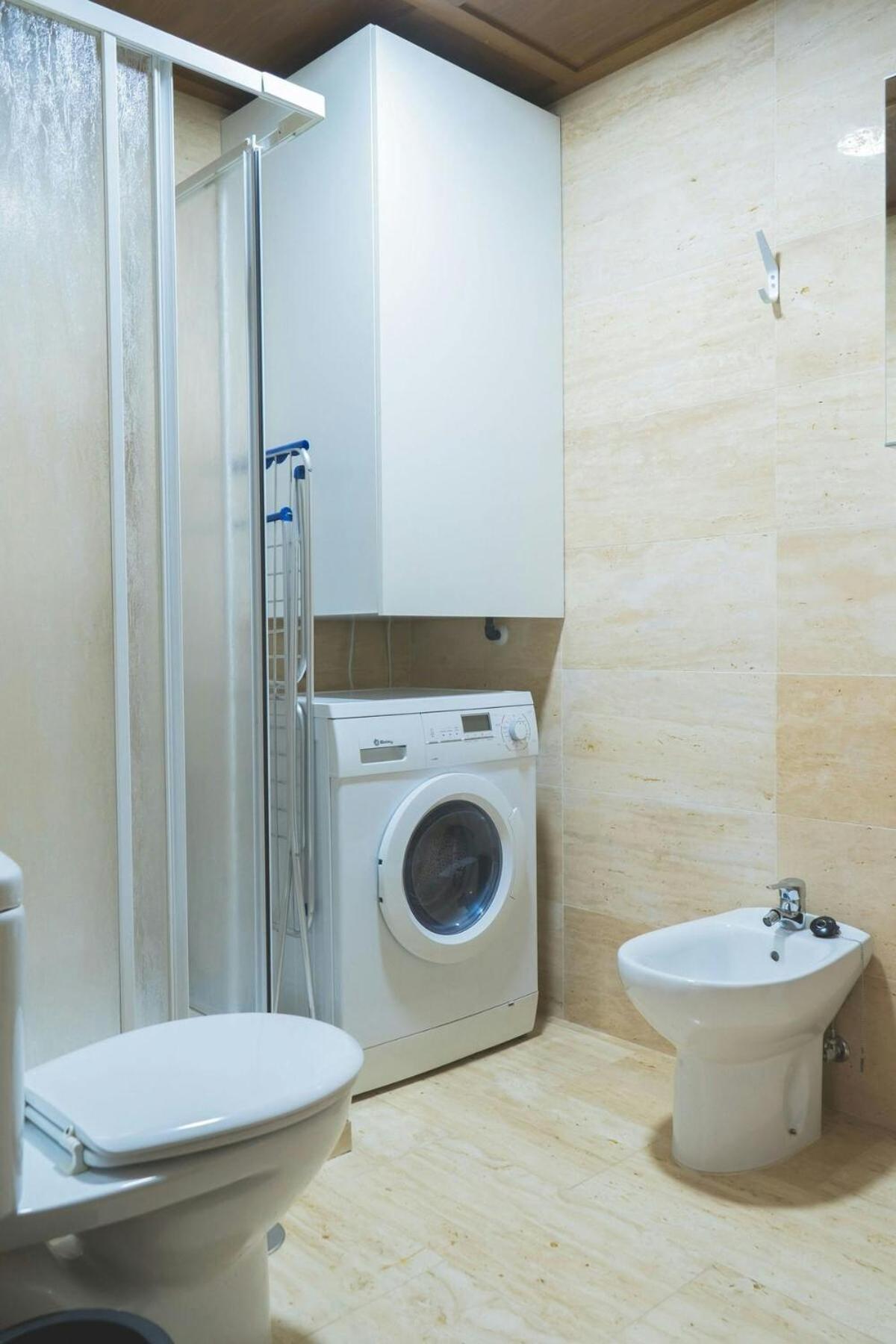 Centrico Apartamento En Calle Carreteria - Málaga Kültér fotó