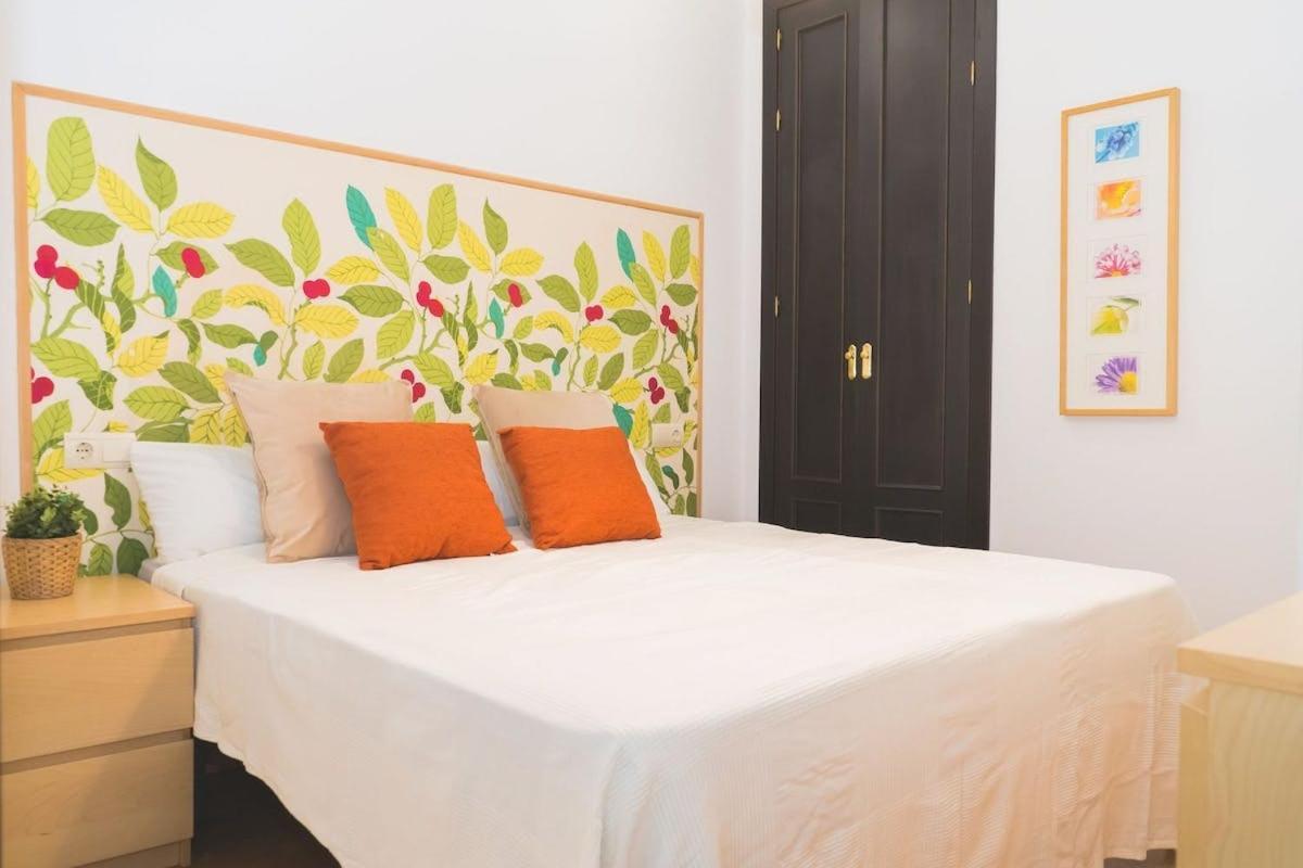 Centrico Apartamento En Calle Carreteria - Málaga Kültér fotó