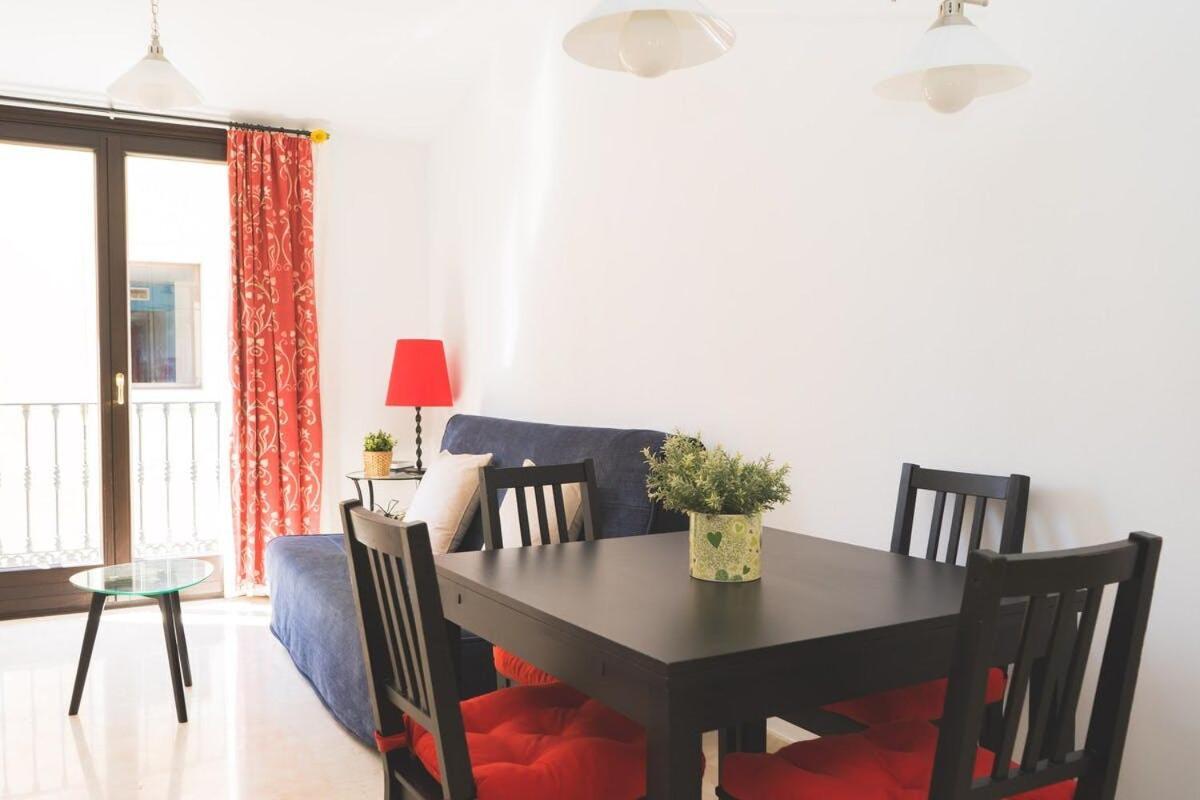 Centrico Apartamento En Calle Carreteria - Málaga Kültér fotó